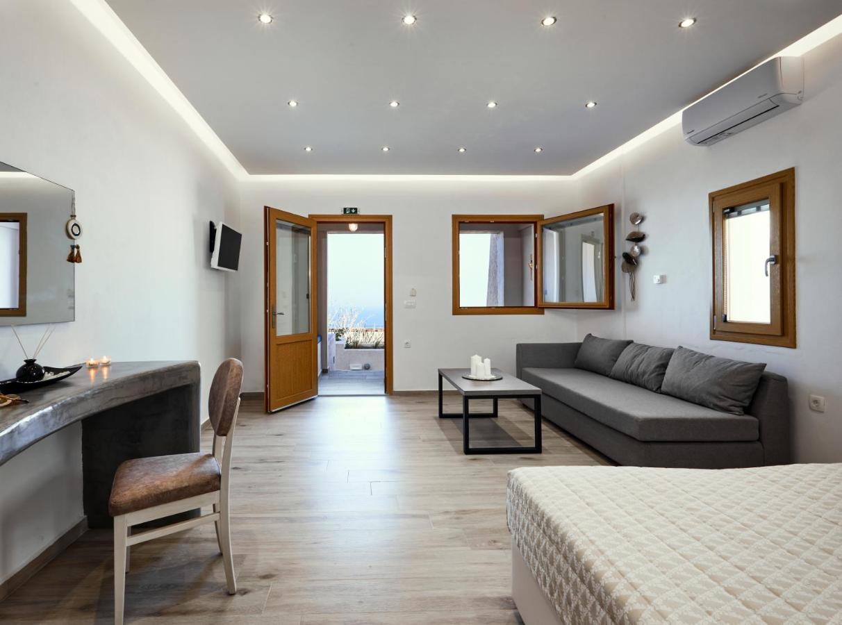 Alyvia Suites Иа Екстериор снимка