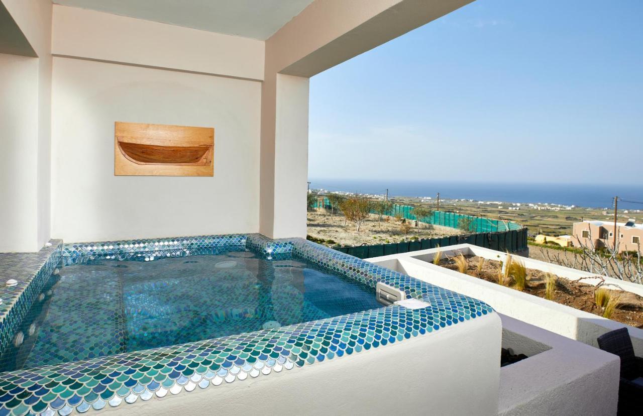 Alyvia Suites Иа Екстериор снимка